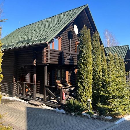 ミホヴォ Chalet Fleryアパートホテル エクステリア 写真