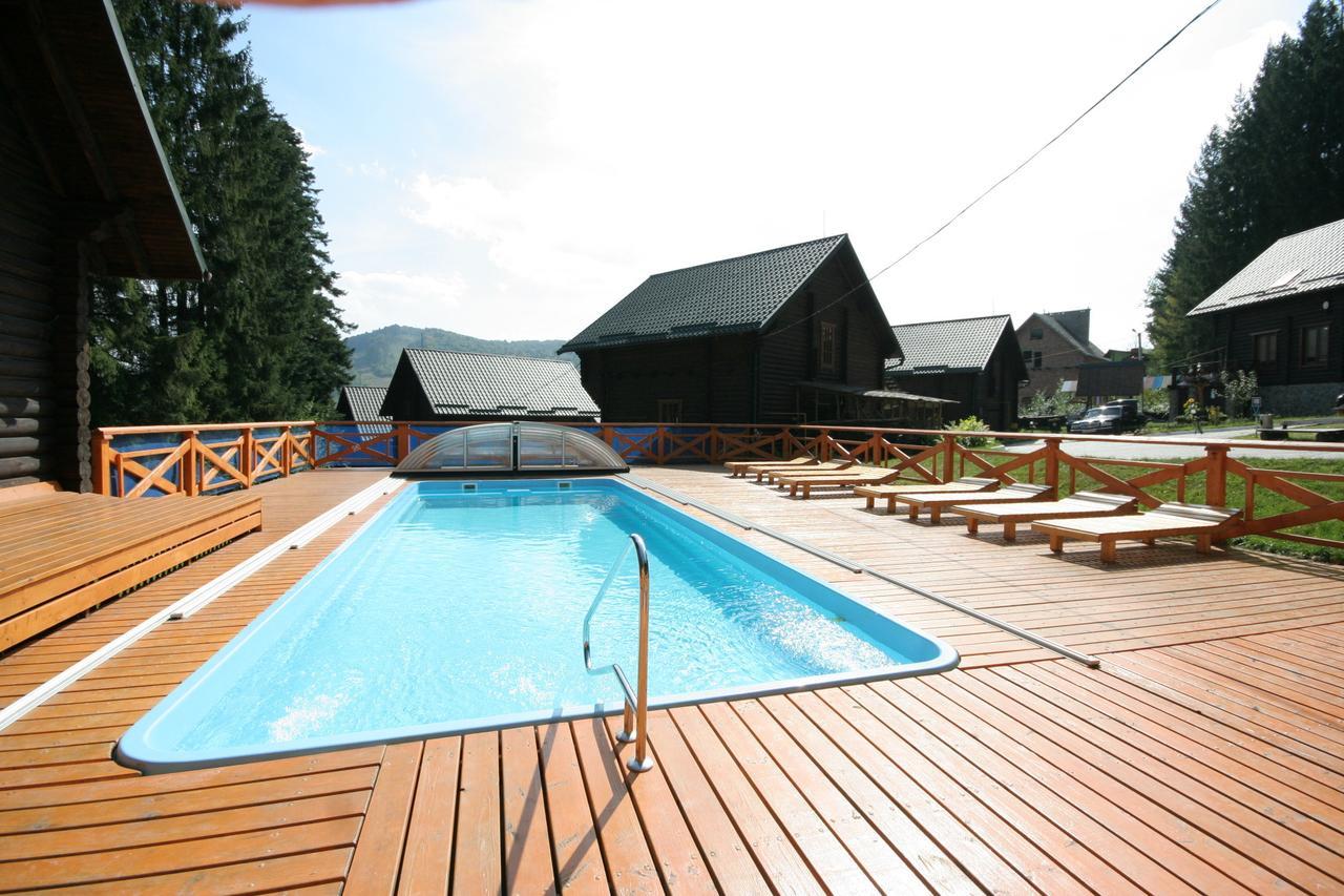 ミホヴォ Chalet Fleryアパートホテル エクステリア 写真