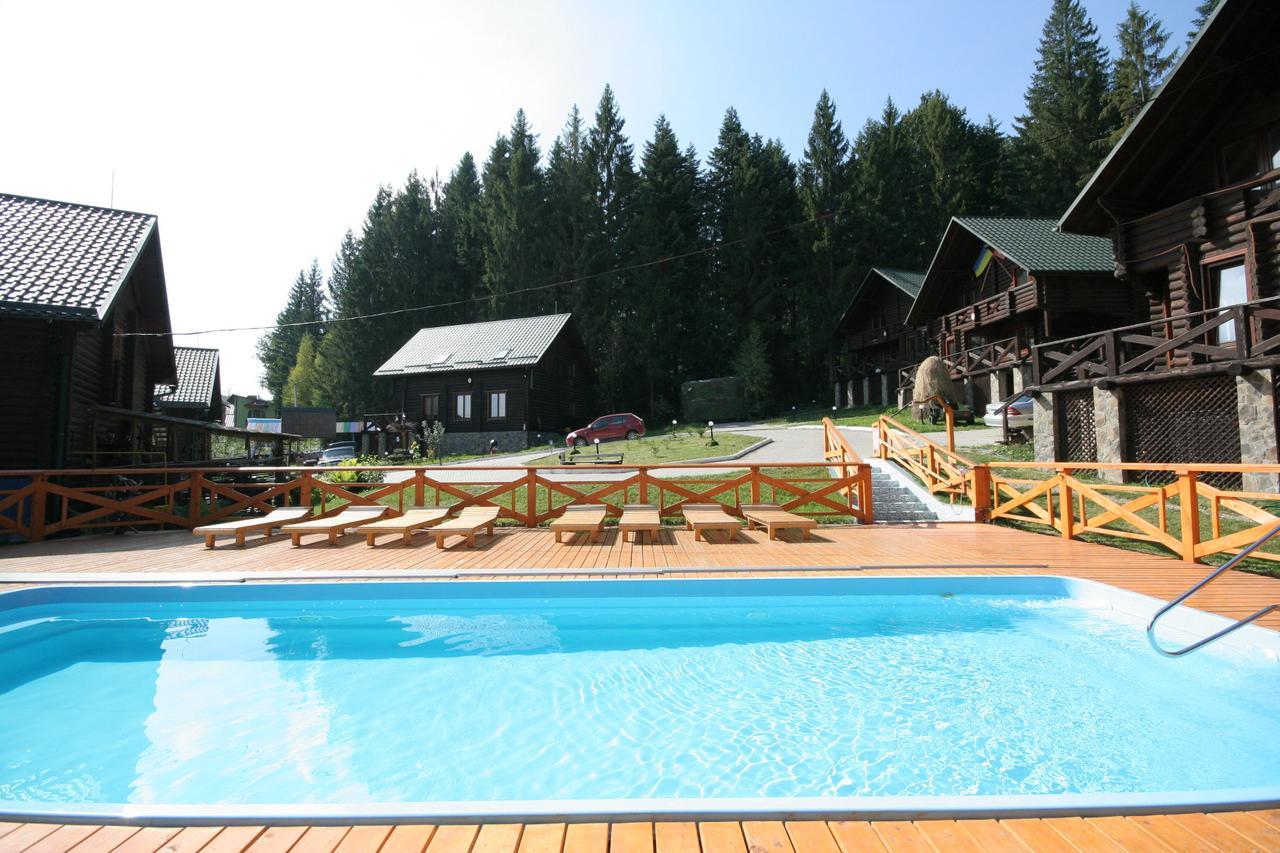 ミホヴォ Chalet Fleryアパートホテル エクステリア 写真